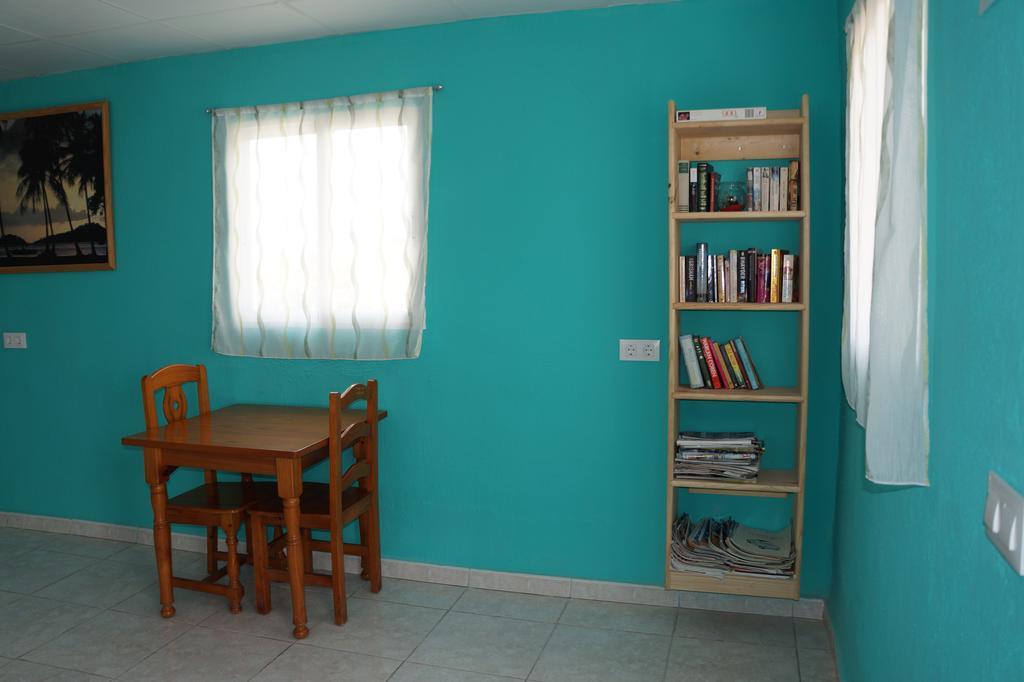 Camping Los Pinos Peniscola Exterior photo