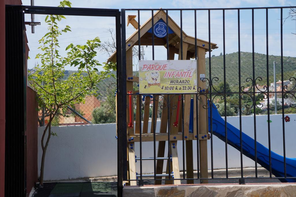Camping Los Pinos Peniscola Exterior photo